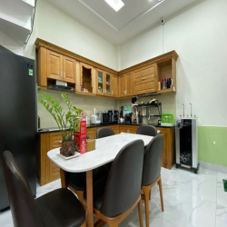 Cho thuê nhà hẻm Mã Lò: 5mx10m 3.5 lầu, 4PN 5WC_ Giá: 12 triệu/ tháng