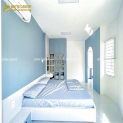 Căn hộ full nội thất có máy giặt riêng ban công cửa sổ lớn ở  quận 1
