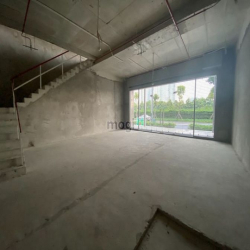 Cho thuê shophouse Sarina thô , vị trí đẹp, giá thuê 75 triệu.