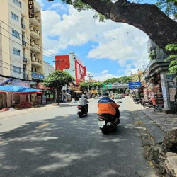 nhà 4 tầng mặt tiền đường hoàng hoa thám