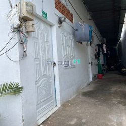 Bán dãy trọ 5 phòng ,đường 210 Man Thiện. PTNPA. Q9 ,ngang 5m4. 4 tỷ 9