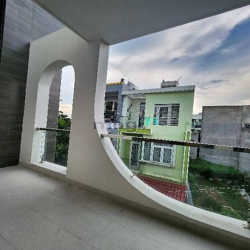 NHÀ HẺM XE HƠI, NỘI THẤT SIÊU ĐẸP, 54M2, 4 Tầng, 4pn, Võ Văn Hát, Q9