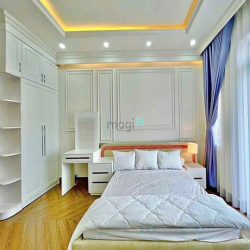 Bán nhà 5 tầng Hẻm Xe Tải tránh QL13 Hiệp Bình Phước 107m2 Giá 10.2Tỷ