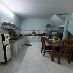 đi nước ngoài bán nhà đường Cô Bắc Q9 55m2 chưa đầy 800 triệu