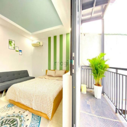 Cho thuê 1 phòng ngủ bancong - 45m2 - gần công viên Lê Văn Tám, Quận 1