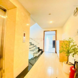 Cho thuê 1 phòng ngủ bancong - 45m2 - gần công viên Lê Văn Tám, Quận 1
