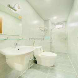 Cho thuê 1 phòng ngủ bancong - 45m2 - gần công viên Lê Văn Tám, Quận 1