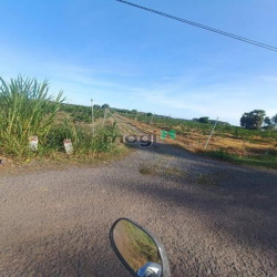 Đất chính chủ Đất đẹp gần chợ thạnh lợi thạnh tân Đường đá mi 5 mét Ng