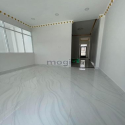 Nhà mới keng MT đường số khu Tên Lửa, DT:5x20m. Kết cấu:3,5 tấm.