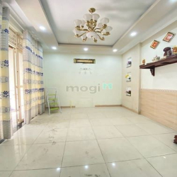 Đường tải 5m, gần 100m² Lê Đức Thọ Gò Vấp