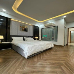 Xoay tiền bán căn HXH Nguyễn Đình Khơi, P.4, Tân Bình, 72m2, 2tỷ250tr
