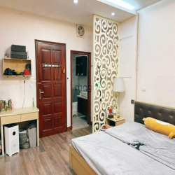 Bán nhà Tôn Đức Thắng, Đống Đa, 55m2 4T MT5m, Giá 5.2 tỷ