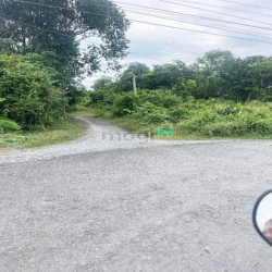 450 triệu Gò Dầu Tây Ninh cách cổng CHÍNH KCN 1 km Ngang 5 *33m full t