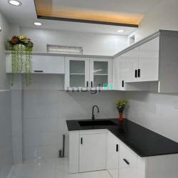 Nhà Đẹp Bán Gấp Căn 70m2 Lưu Hữu Phước P15 Q 8,SHR,Giá 2 tỷ550