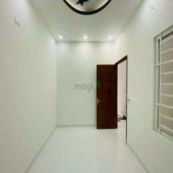 Nhà SHR đường TX 48, DT:4X20m, Lửng, 3 Phòng Ngủ, P/Thờ, Sân xe hơi