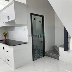 Nhà Đẹp Bán Gấp Căn 70m2 Lưu Hữu Phước P15 Q 8,SHR,Giá 2 tỷ550