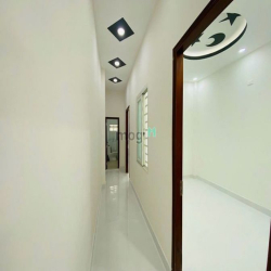 Nhà SHR đường TX 48, DT:4X20m, Lửng, 3 Phòng Ngủ, P/Thờ, Sân xe hơi