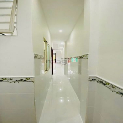 Nhà SHR đường TX 48, DT:4X20m, Lửng, 3 Phòng Ngủ, P/Thờ, Sân xe hơi