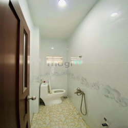 Nhà SHR đường TX 48, DT:4X20m, Lửng, 3 Phòng Ngủ, P/Thờ, Sân xe hơi