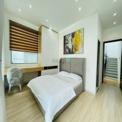 Cho Thuê Nhà Nguyễn Trọng Tuyển, P1, Q.Tân Bình, DT: 6x23, 3 lầu