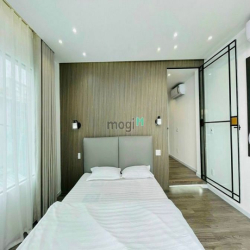 Cho Thuê Nhà Nguyễn Trọng Tuyển, P1, Q.Tân Bình, DT: 6x23, 3 lầu