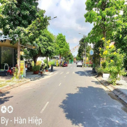 Bán Lô Góc 200m2 Nam Khang Nguyễn Duy Trinh. Long Trường, Q9