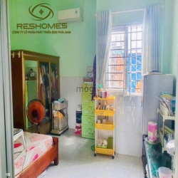 Bán căn nhà 1 trệt 2 lầu ngay chợ cổng 2 Biên Hòa giá rẻ, nhanh tay ch