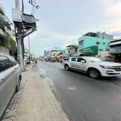 nhà 7 tầng mặt tiền lạc long quân .đông hồ. lý thường kiệt.  phường 10