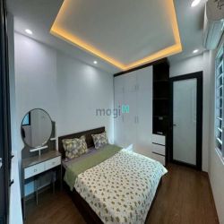 Bán nhà 29 Khương Hạ -TX , DT 45m2 , Giá hơn 7 tỷ ,Oto , Kinh Doanh