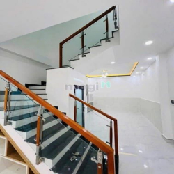 Bán gấp căn Đường Nguyễn Thị Tần , Phường 2 ,Quận 8 Dt 68.1 giá 3ty7