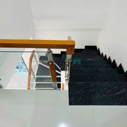 Bán gấp căn Đường Nguyễn Thị Tần , Phường 2 ,Quận 8 Dt 68.1 giá 3ty7