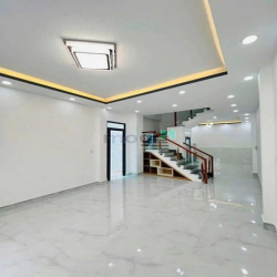 Bán gấp căn Đường Nguyễn Thị Tần , Phường 2 ,Quận 8 Dt 68.1 giá 3ty7