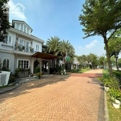 Bán ViLLA CHATEAU Phú Mỹ Hưng 291m, Thiết kế 3 tầng, 5pn, giá 103Ty TL