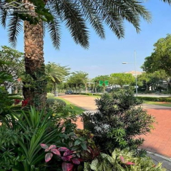 Bán ViLLA CHATEAU Phú Mỹ Hưng 291m, Thiết kế 3 tầng, 5pn, giá 103Ty TL