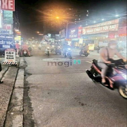 nhà 3 tầng mặt tiền kd phan huy ích