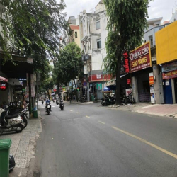 --Bán nhà phường 13 Tân Bình; góc 2mt Đồng Xoài; 5*24; 4 tầng mới đẹp