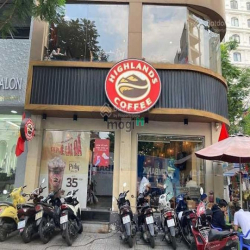 Cho thuê nhà mặt tiền Calmette, Quận 1, DT: 10x10m, 1 trệt, 1 lầu.