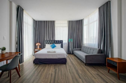 Penthouse 1PN_Ban Công Decor Sang Trọng_Gần Võ Thị Sáu_Hai Bà Trưng