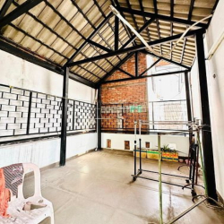 Nhà HXH Phan Đăng Lưu, p5, PN, ngang rộng, tặng NT, 55m2, 7.6 tỷ