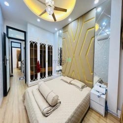 Đặng Tiến Đông-Ô tô tránh-Ngõ thẳng, nông bao la tiện ích