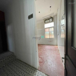 Nguyễn Thông, Quận 3, DT: 14x22m, 1 trệt, 1 lầu, DTSD: 616m2