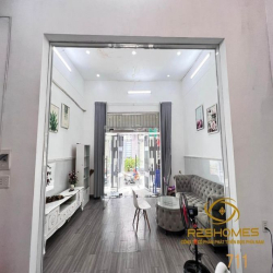 Bán nhà 1 trệt 1 lầu hẻm 88 Lý Văn Sâm giá 3,2 tỷ