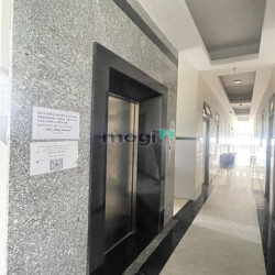 Bán khách sạn căn hộ dịch 344m2 8x46 hầm 7 lầu giá 35 tỷ thương lượng