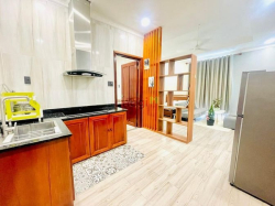 Căn hộ mới xây nội thất cao cấp nguyễn Cửu Vân p17 Bình Thạnh giáp Q1