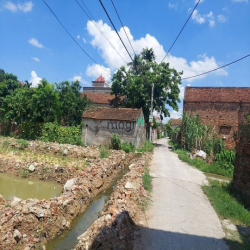 QL17 đường thông rộng, làng Vàng, Xuân Lai, Gia Bình