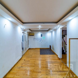 Cho thuê nguyên căn nhà mặt tiền Vạn Kiếp Phan Xích Long kinh doanh