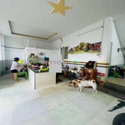 Nhà sân vườn HXH Nguyễn Quý Yêm Bình Tân 182m2 2 tầng , chỉ 9 tỷ TL