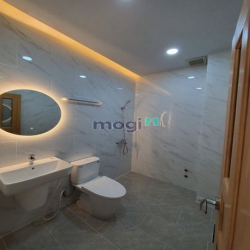 Bán nhà mới 100% MT 12m Phố ẨmThực 4x17,5m 5 tầng 6PN 8WC CÓ THANG MÁY