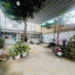 Nhà sân vườn HXH Nguyễn Quý Yêm Bình Tân 182m2 2 tầng , chỉ 9 tỷ TL