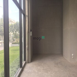 Đang trống shop 93m2 khu chung cư Midtown-Sakura Park, Phú Mỹ Hưng